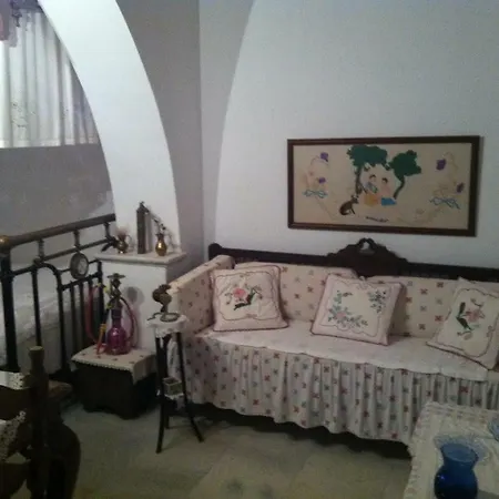 Traditional Stone House With Panoramic Mountain View Holiday home