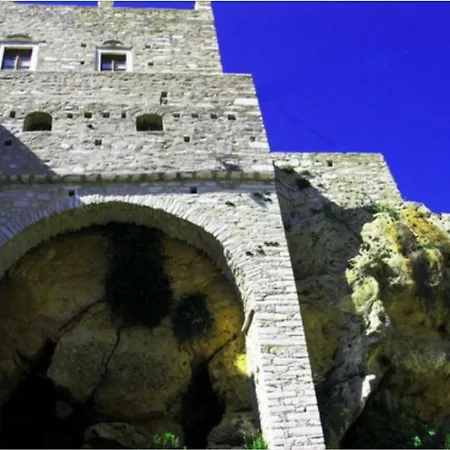 Traditional Stone House With Panoramic Mountain View Aperathos
