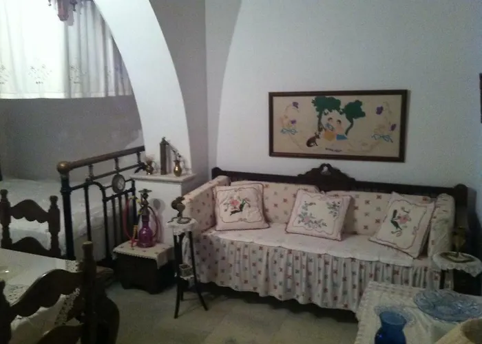 Traditional Stone House With Panoramic Mountain View Holiday home