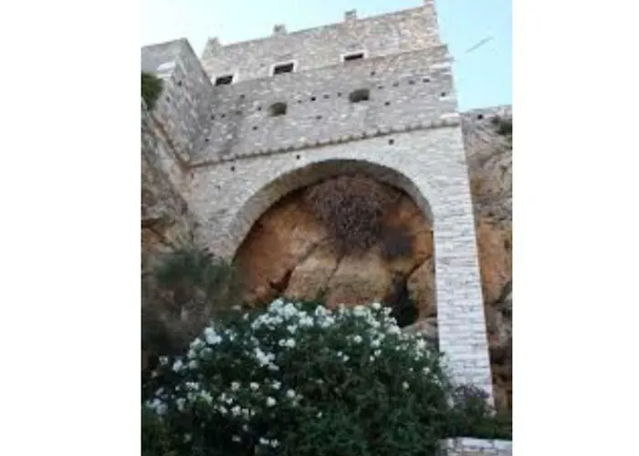 Holiday home Traditional Stone House With Panoramic Mountain View *